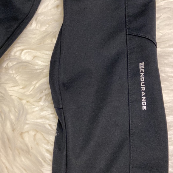 OGIO Endurance Size M Jacket Ladies color black excellent condition - Picture 6 of 16